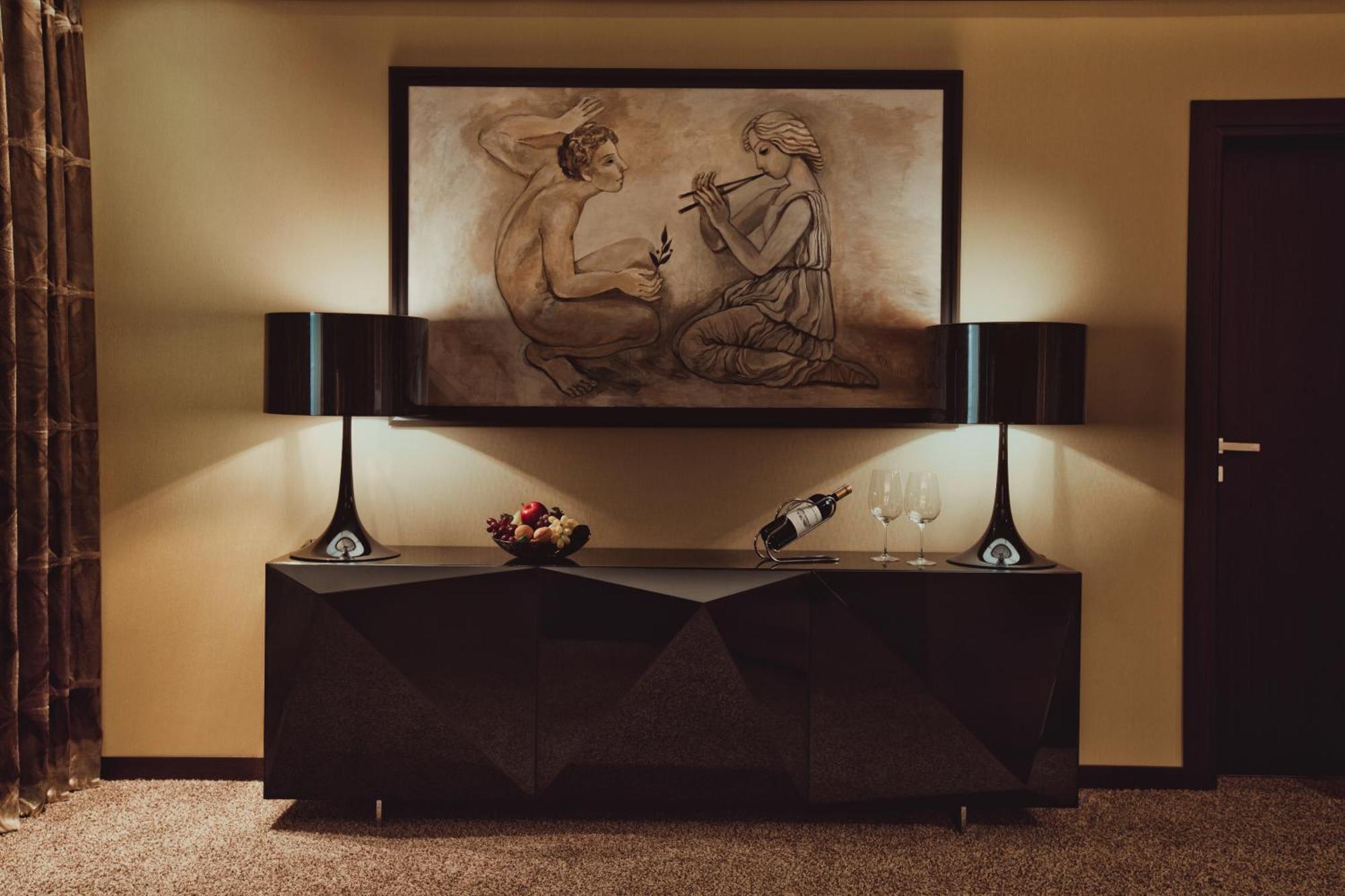טרוסקבץ Mirotel Resort And Spa מראה חיצוני תמונה A painting by the artist