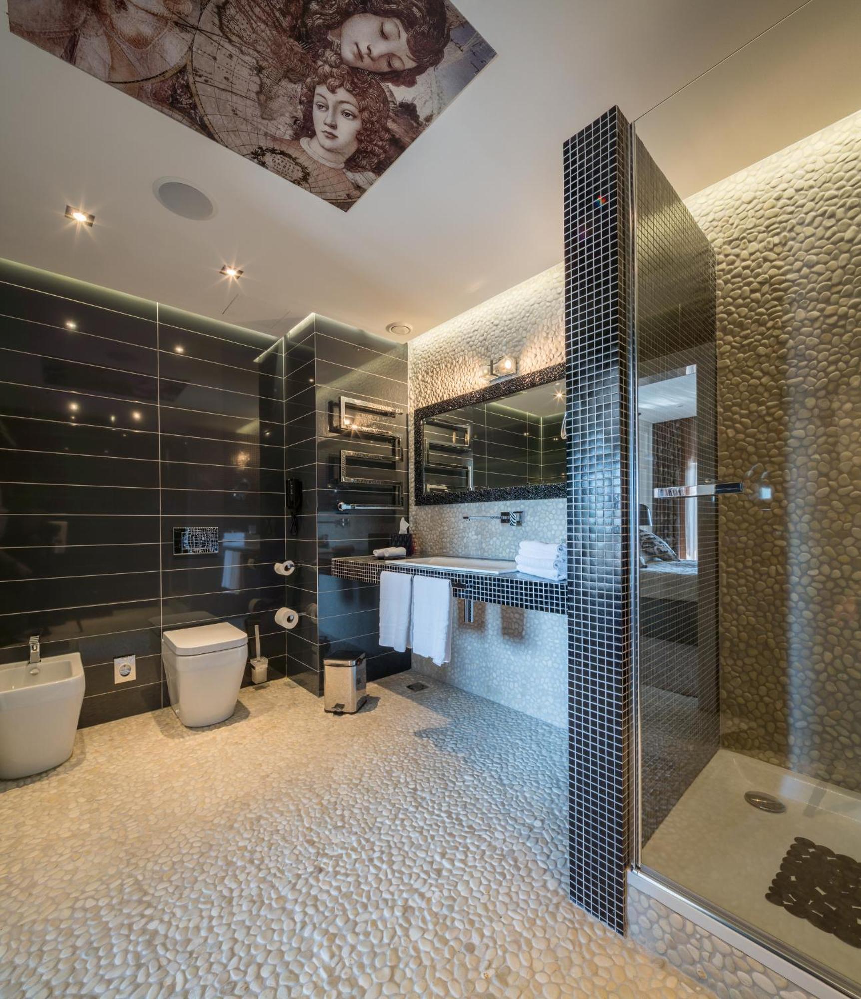 טרוסקבץ Mirotel Resort And Spa חדר תמונה Bathroom