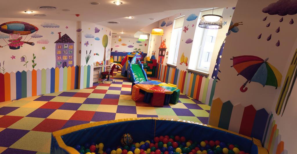 טרוסקבץ Mirotel Resort And Spa מראה חיצוני תמונה The Children's Centre