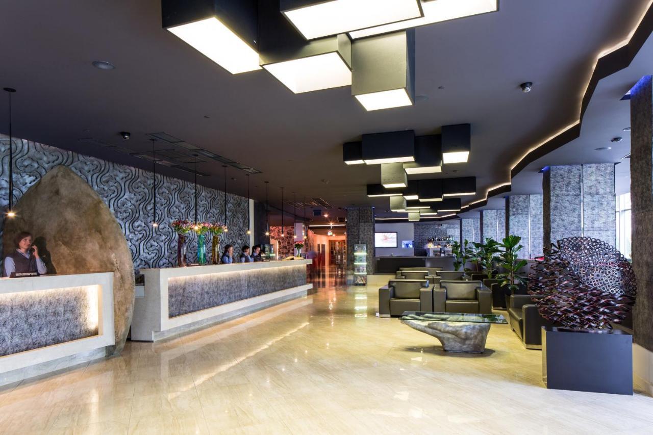 טרוסקבץ Mirotel Resort And Spa מראה חיצוני תמונה Lobby